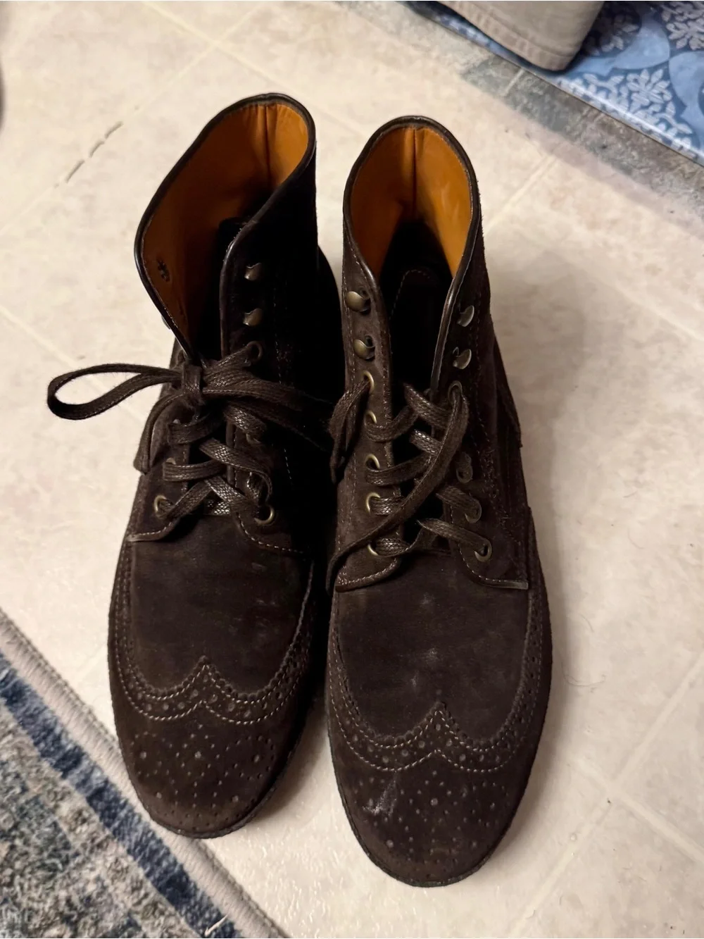 Lottusse 1877 Men's Brown Suede Wingtip Chukka Boots - Classic Lace-Up